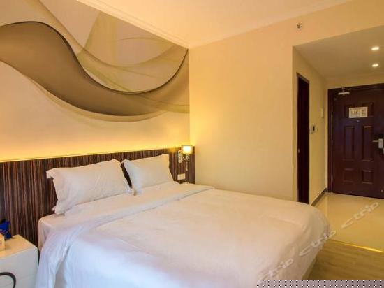 零压高级大床房