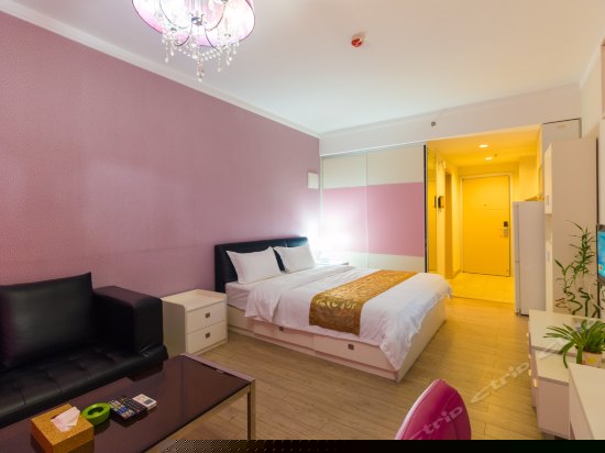 温馨套间大床房