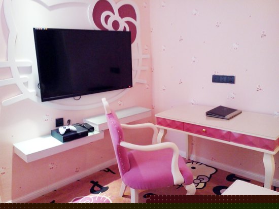 Hello  kitty精品大床房