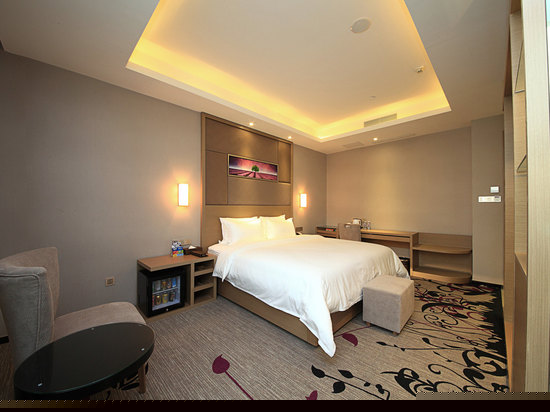 商务大床房