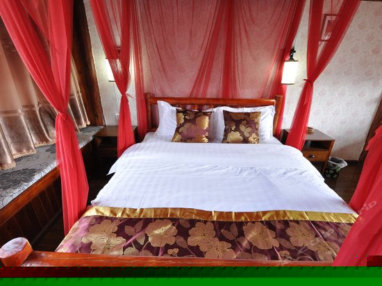 豪华蜜月大床房（三忘屋）