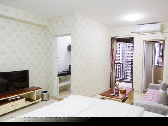 精品舒适大床房