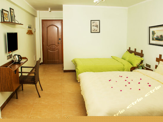 幸福山景家庭房