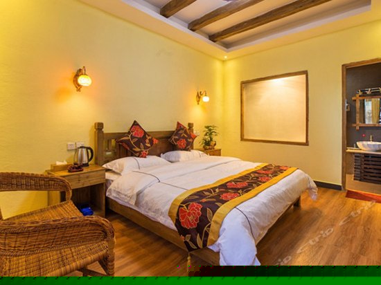 二楼温馨大床房