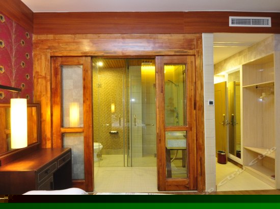 庭院江畔舒适双床间