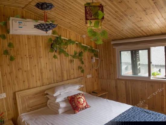 水车店标准大床房