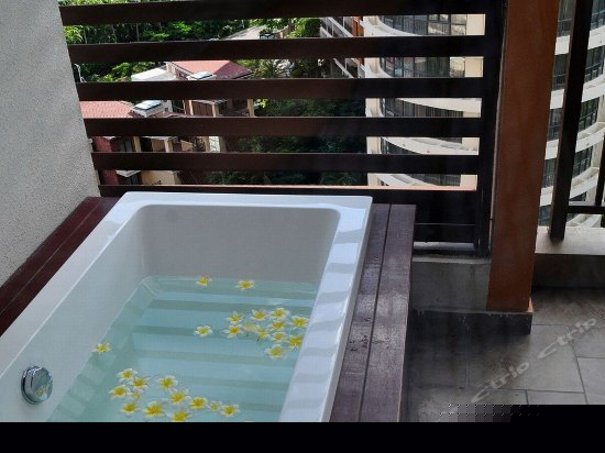 高级海景大床房