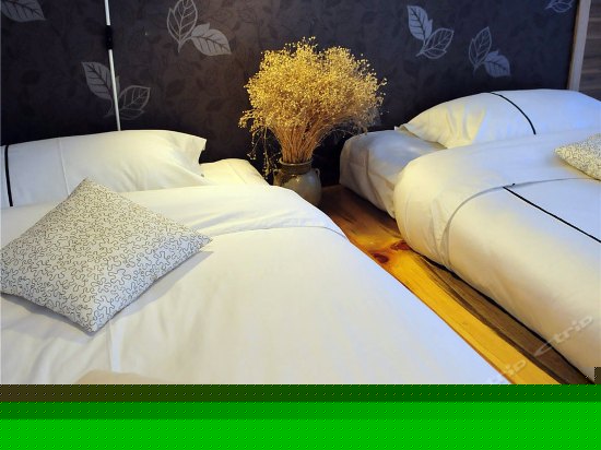 一楼墨年标准间