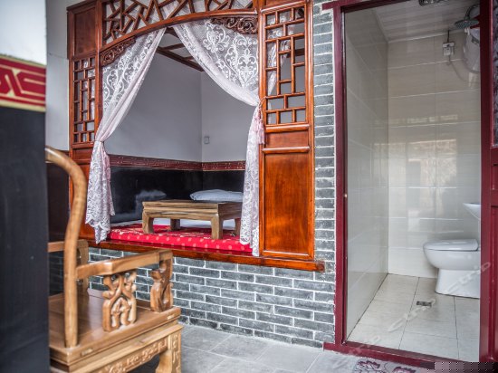 喜盈门吉祥土炕间