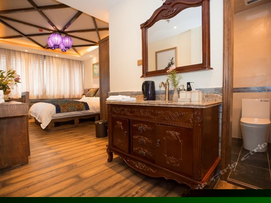 二楼新中式大床