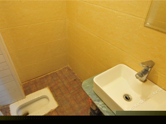 女生四人间（床位房）