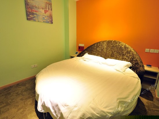 豪华圆床房(无窗)