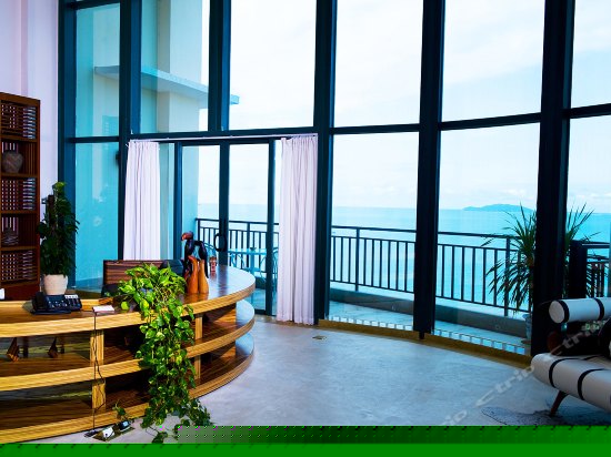 超级海景家庭套房（四房一厅）