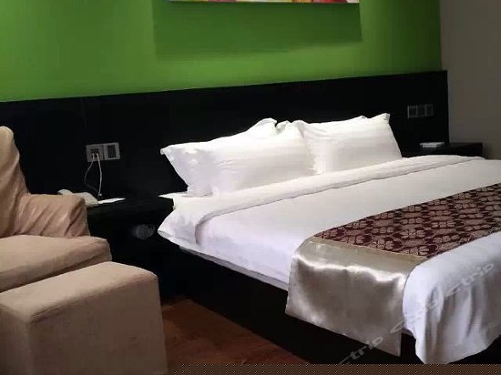 高级观景大床房