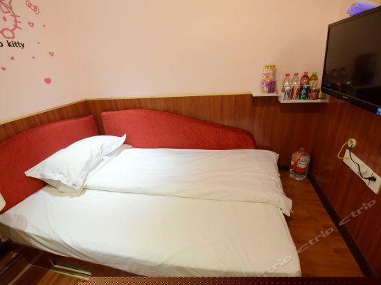 榻榻米A房(无窗)