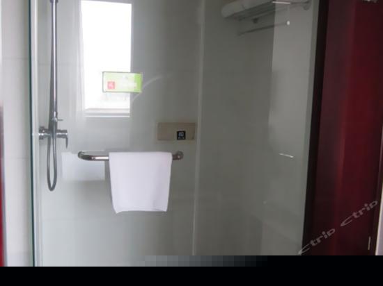 家庭间