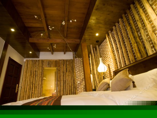 栀子花豪华大床房