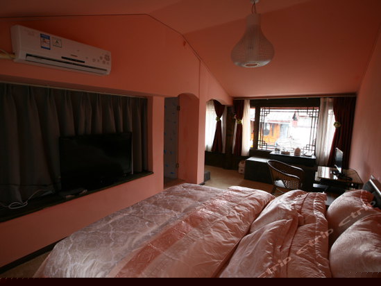 沐云豪华观景大床房203