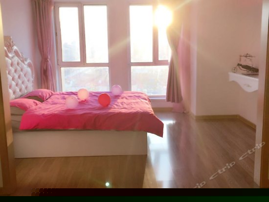 欧式景观大床房套房