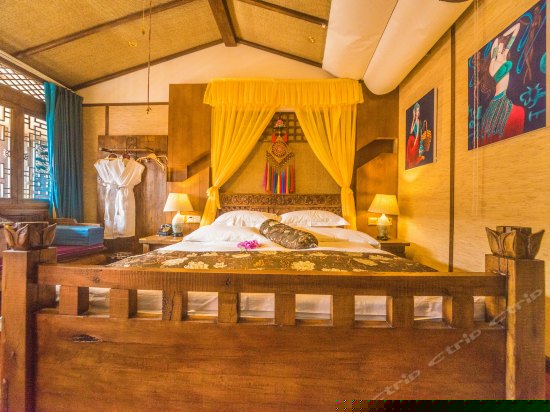 豪华阳光大床房