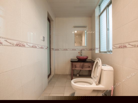 二楼阳光蜜月大床间