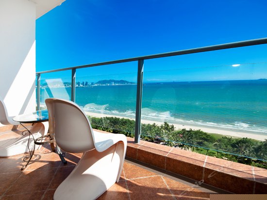 无敌海景两房两厅