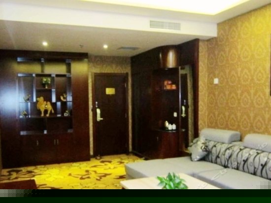 一室一厅中式套间