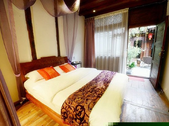 102生如夏花 大床房