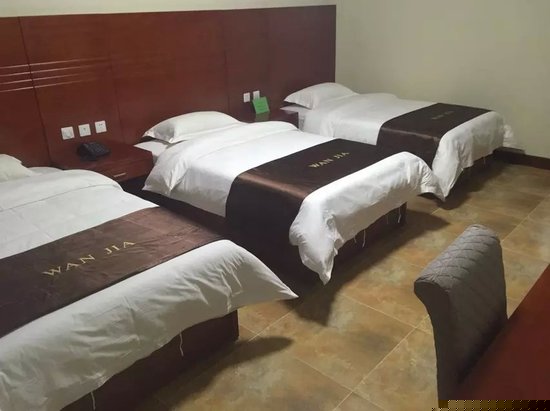 商务三人房（无窗）