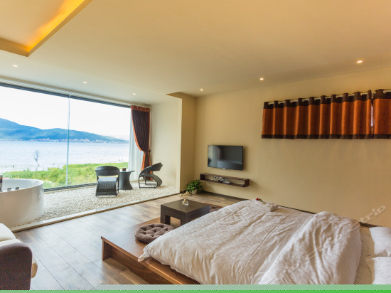 一堂海景大床房