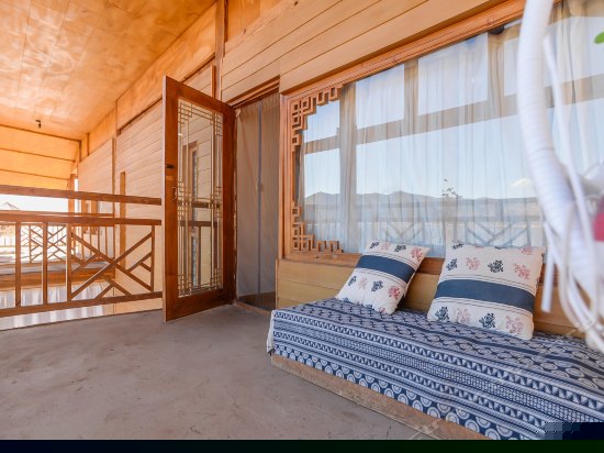 二楼山水双床间