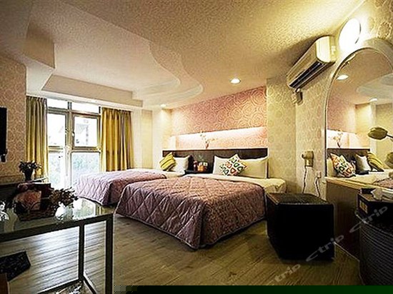 豪华家庭四人房