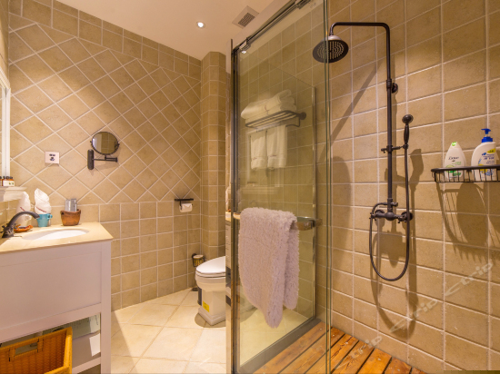 舒适山海观景经济房