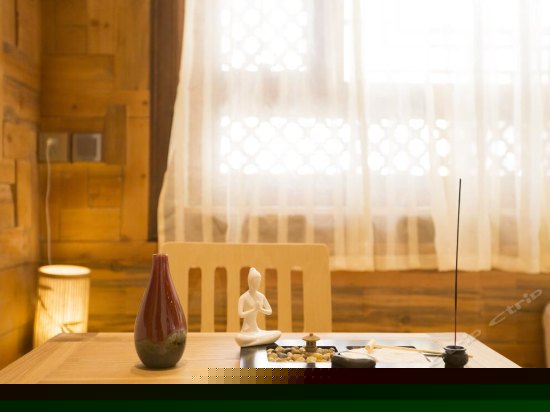 庭院亲子榻榻米房