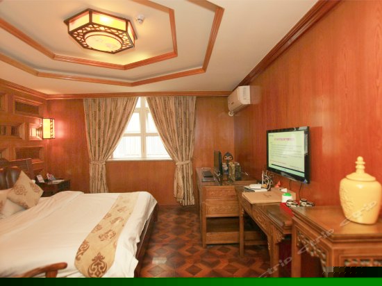 豪华风情大床房