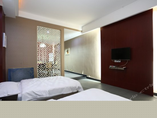 豪华麻将电脑房