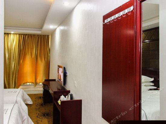 标准双床房(无窗)