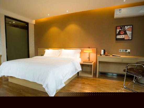 品乐景观大床房