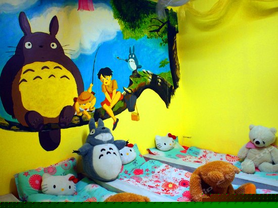 粉红卡哇伊女生四人间（床位房）