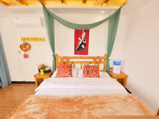 古典阳光大床房