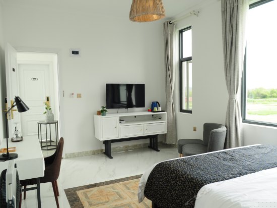 侧面海景大床房