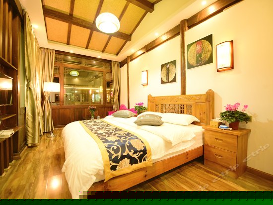 天雨流芳家庭套房