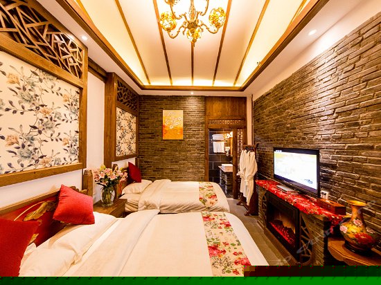 大业店唯美古韵亲子房