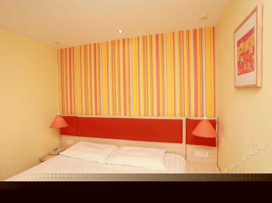 特惠大床房（无窗）