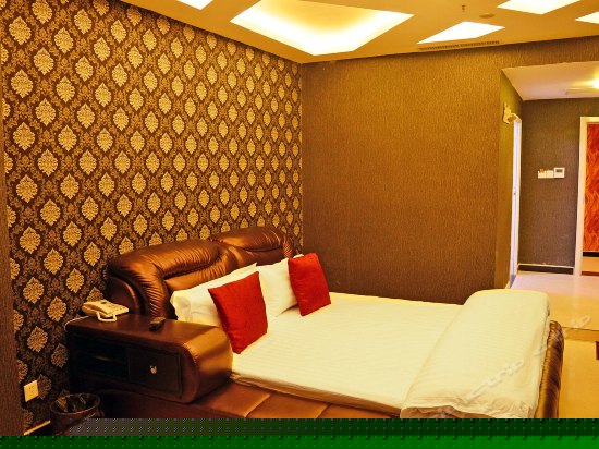 精品主题浪漫圆床房