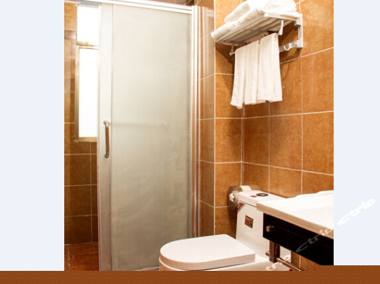 简约商务大床房