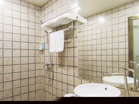 温馨大床房(无窗)