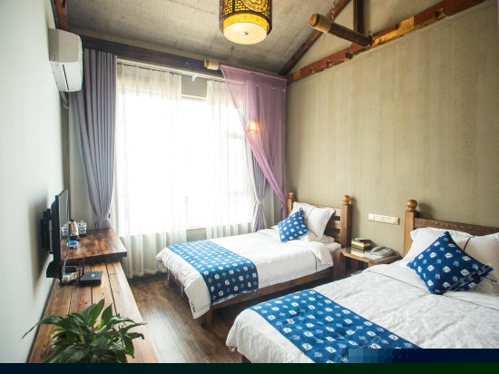 中和溪空调双床房