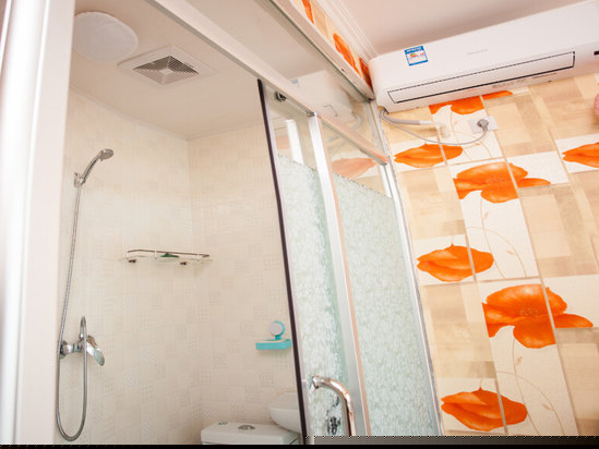 海景精品大床间（落地窗）