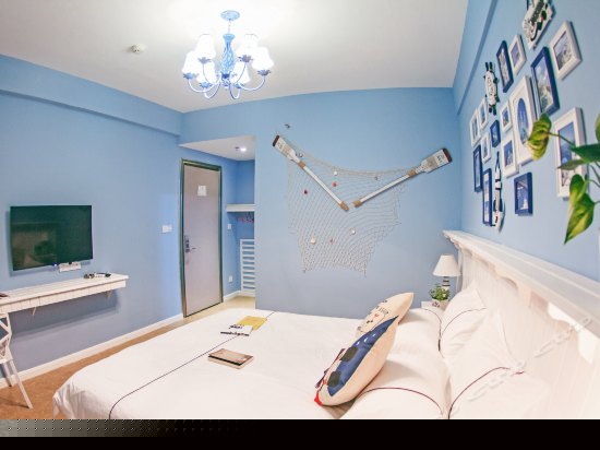 费拉小镇大床房